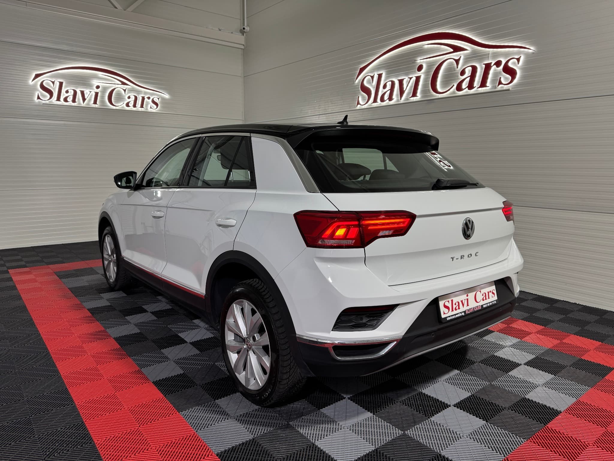 Volkswagen T-Roc 4